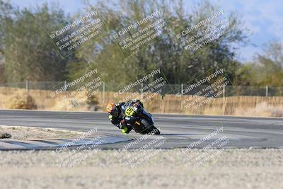 media/Jan-11-2025-CVMA (Sat) [[ddeb3f563a]]/Race 10-Amateur Supersport Middleweight/